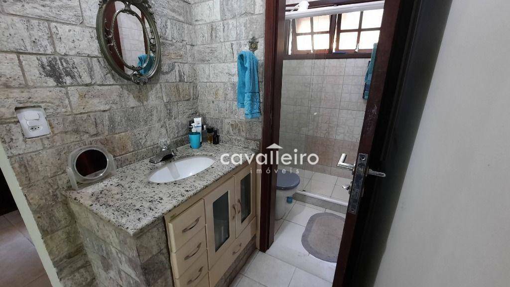 Casa à venda com 3 quartos, 210m² - Foto 20