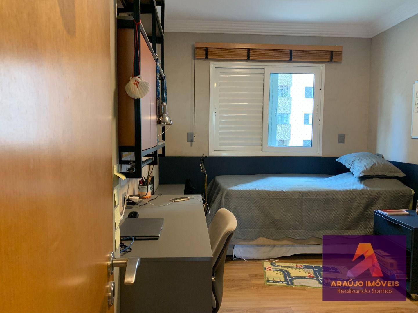 Apartamento à venda com 4 quartos, 153m² - Foto 20