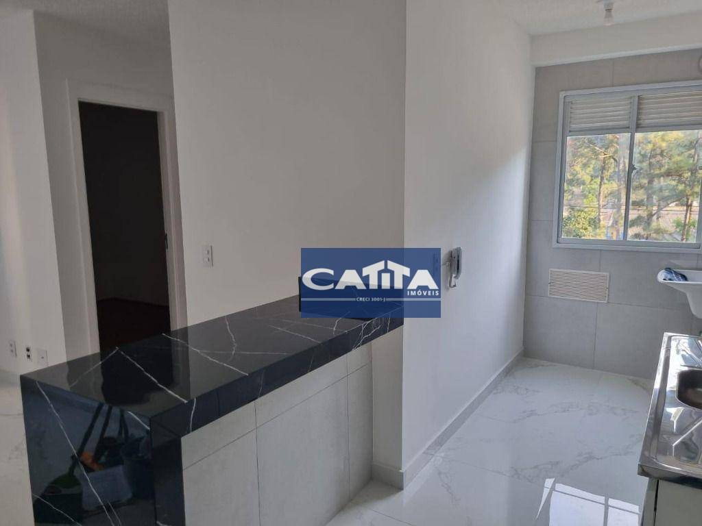 Apartamento à venda com 2 quartos, 42m² - Foto 4