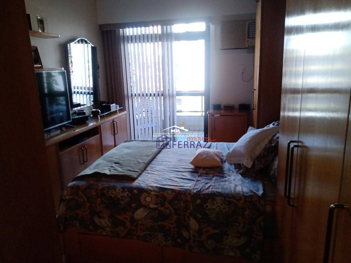 Apartamento à venda com 4 quartos, 180m² - Foto 13