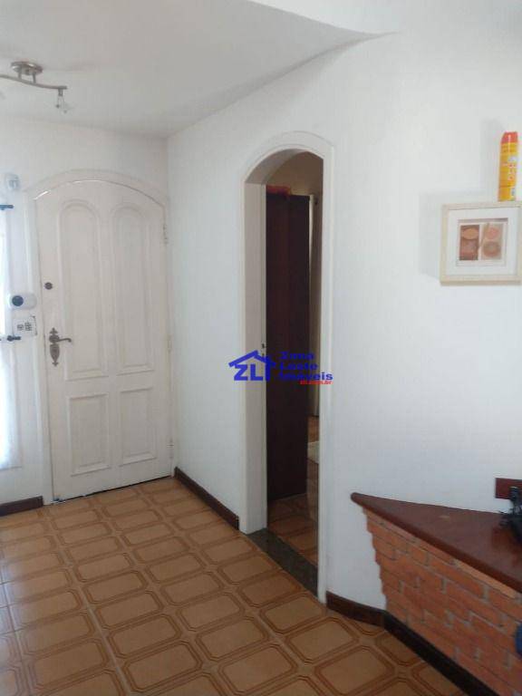 Casa à venda com 3 quartos, 232m² - Foto 25