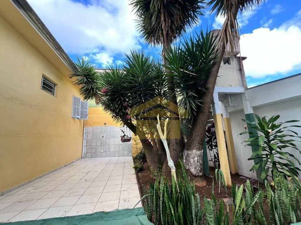 Casa à venda e aluguel com 2 quartos, 65m² - Foto 9