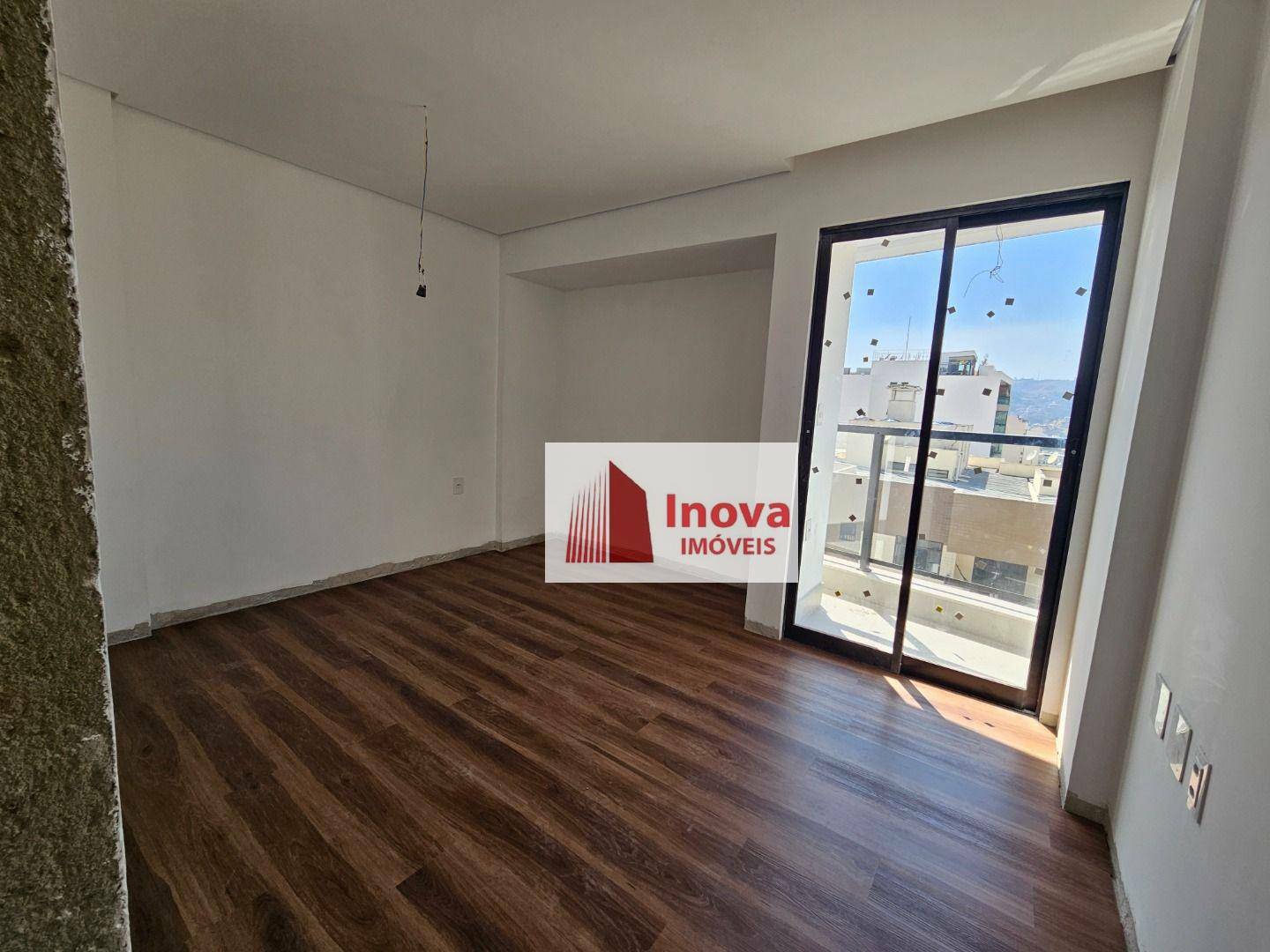 Apartamento à venda com 3 quartos, 106m² - Foto 11