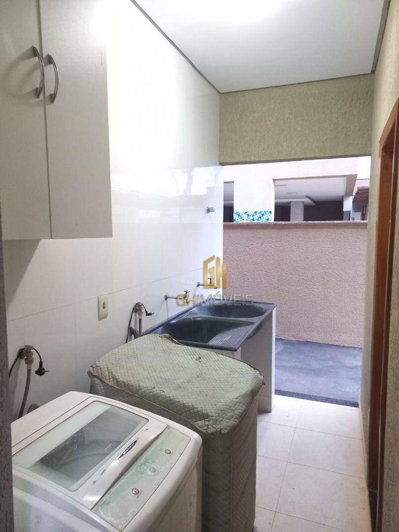 Casa de Condomínio à venda com 3 quartos, 216m² - Foto 13