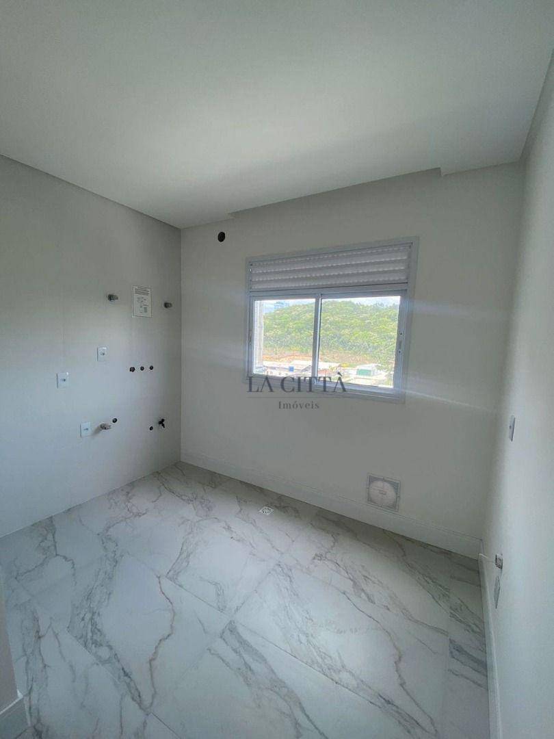 Apartamento à venda com 2 quartos, 92m² - Foto 4