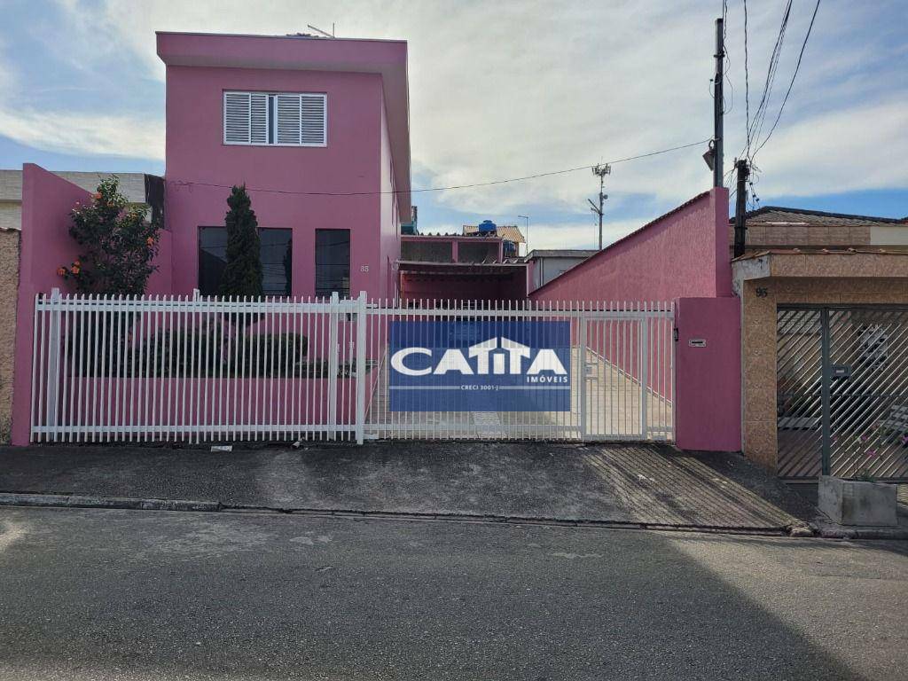 Sobrado à venda com 3 quartos, 231m² - Foto 1