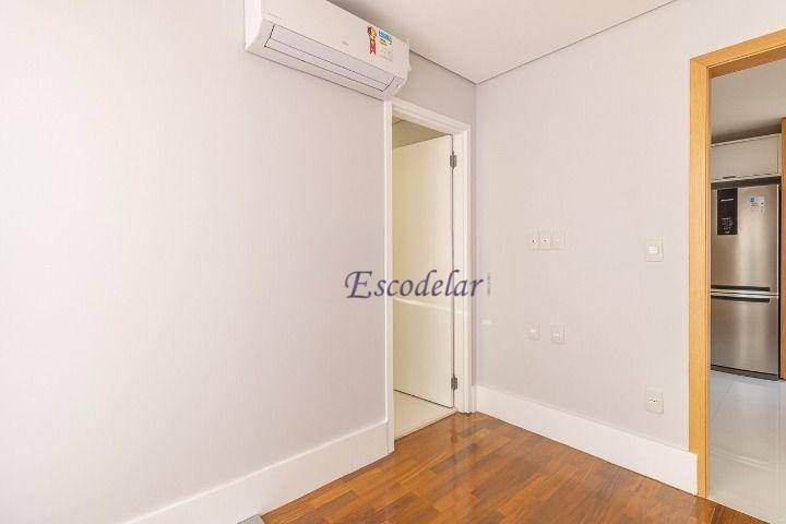 Apartamento à venda com 3 quartos, 180m² - Foto 34