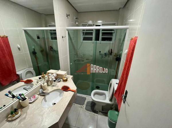 Sobrado à venda com 3 quartos, 300m² - Foto 7