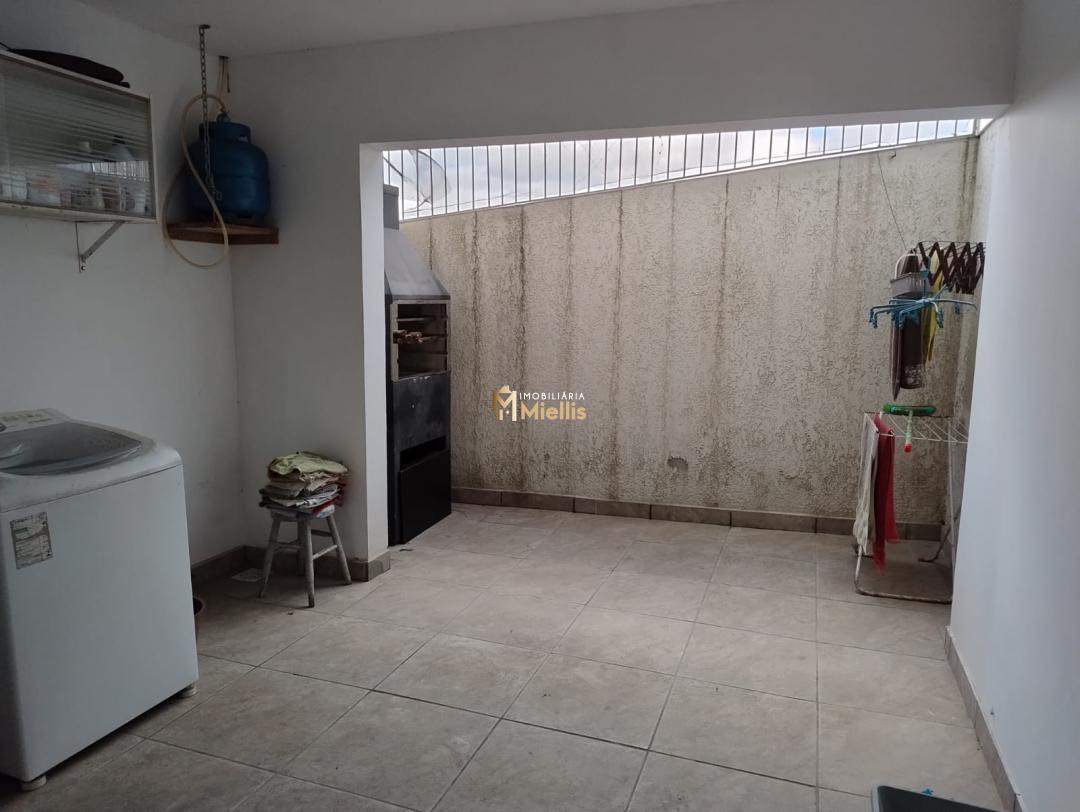 Casa à venda com 2 quartos, 99m² - Foto 7