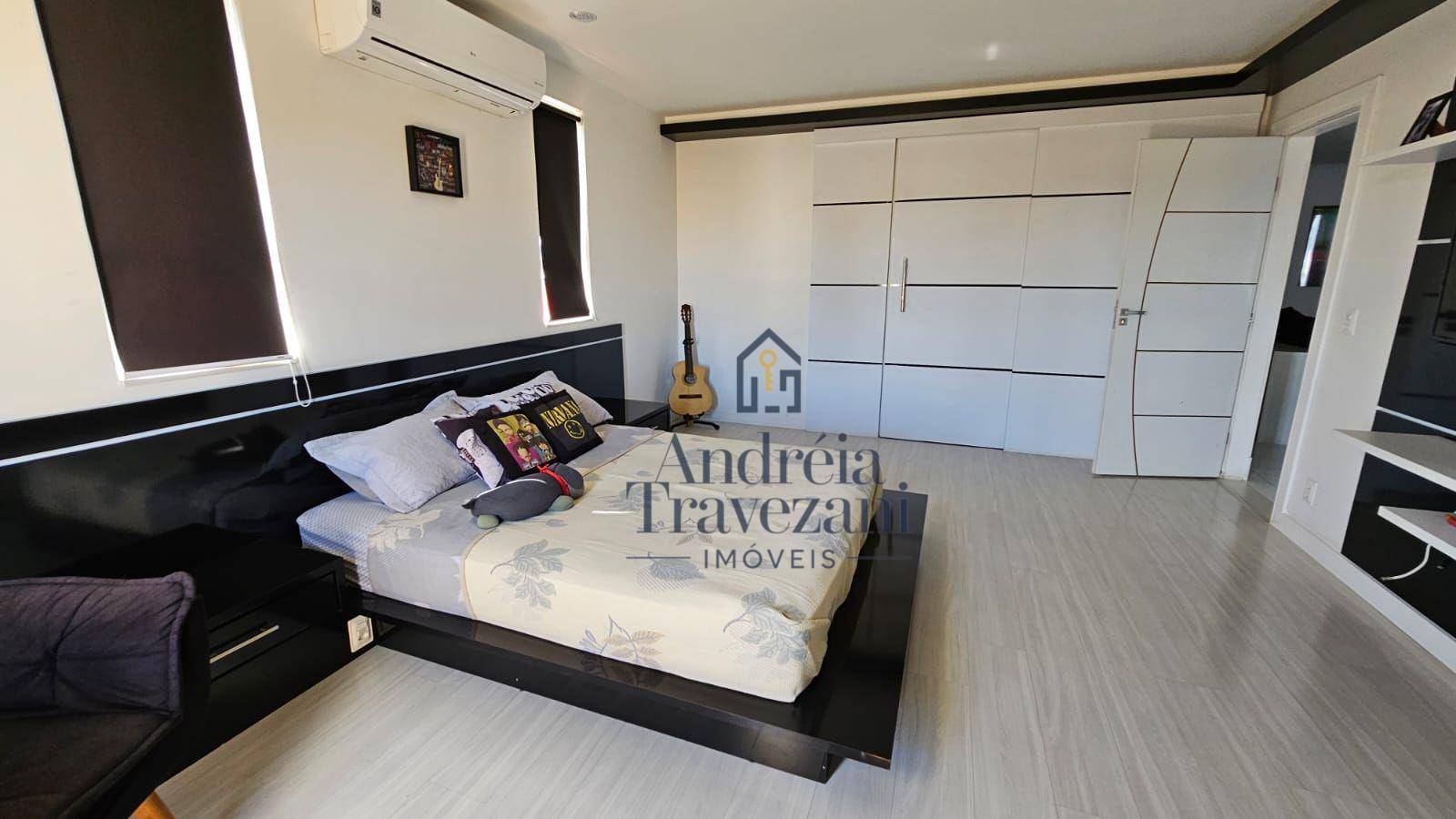 Casa de Condomínio à venda com 4 quartos, 302m² - Foto 29