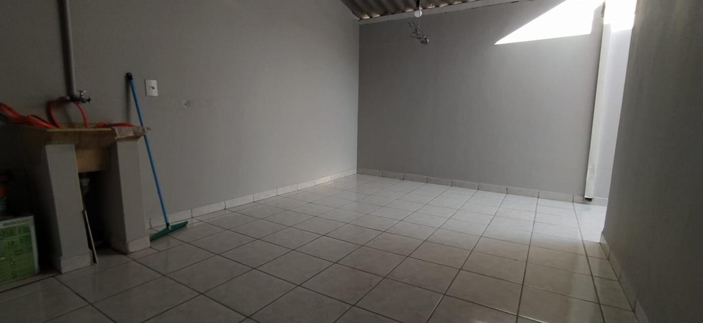 Casa à venda com 2 quartos, 84m² - Foto 19