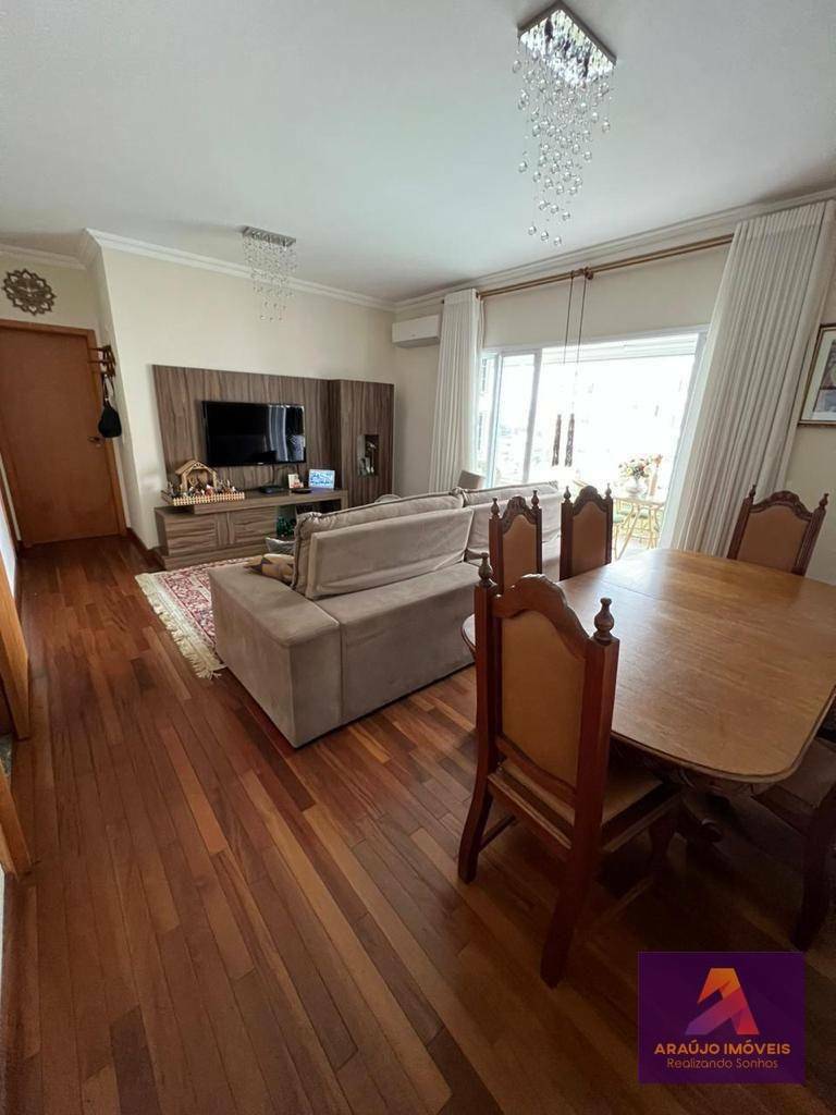 Apartamento à venda com 3 quartos, 107m² - Foto 3