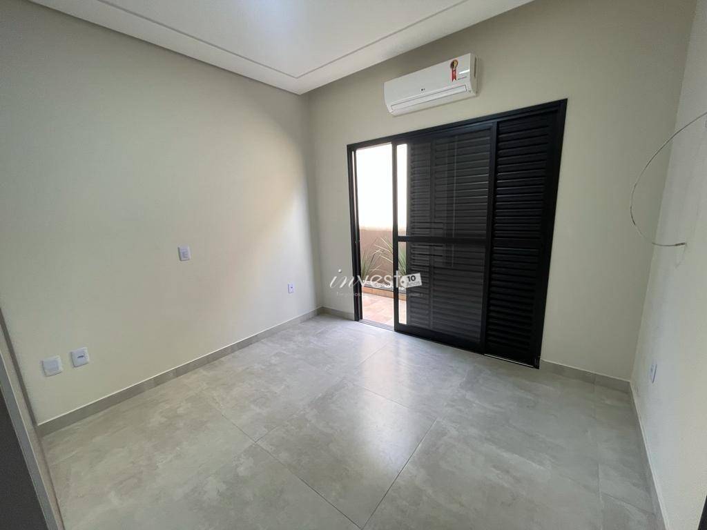 Casa de Condomínio à venda com 4 quartos, 278m² - Foto 13