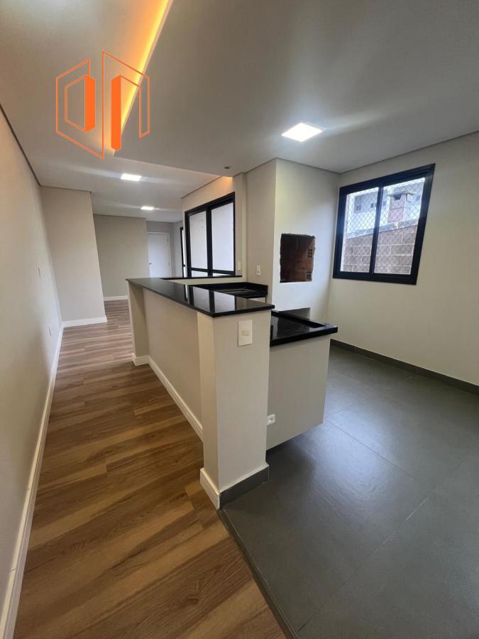 Apartamento à venda com 2 quartos, 70m² - Foto 11