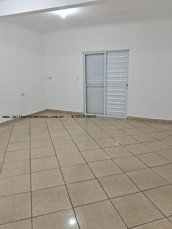 Casa à venda com 3 quartos, 123m² - Foto 4