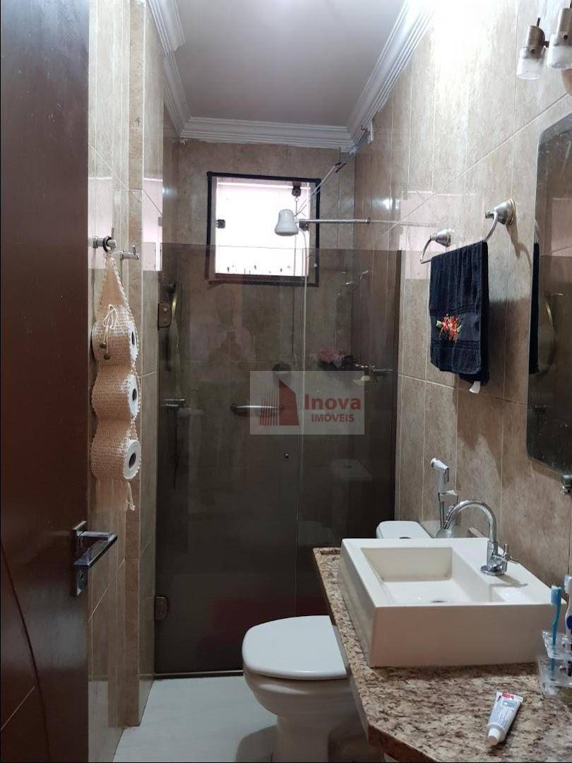 Apartamento à venda com 5 quartos, 213m² - Foto 9