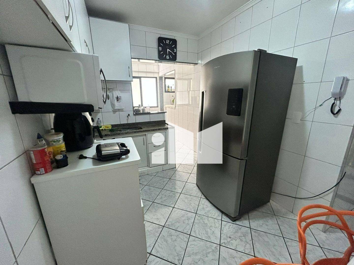 Apartamento à venda com 3 quartos, 130m² - Foto 18