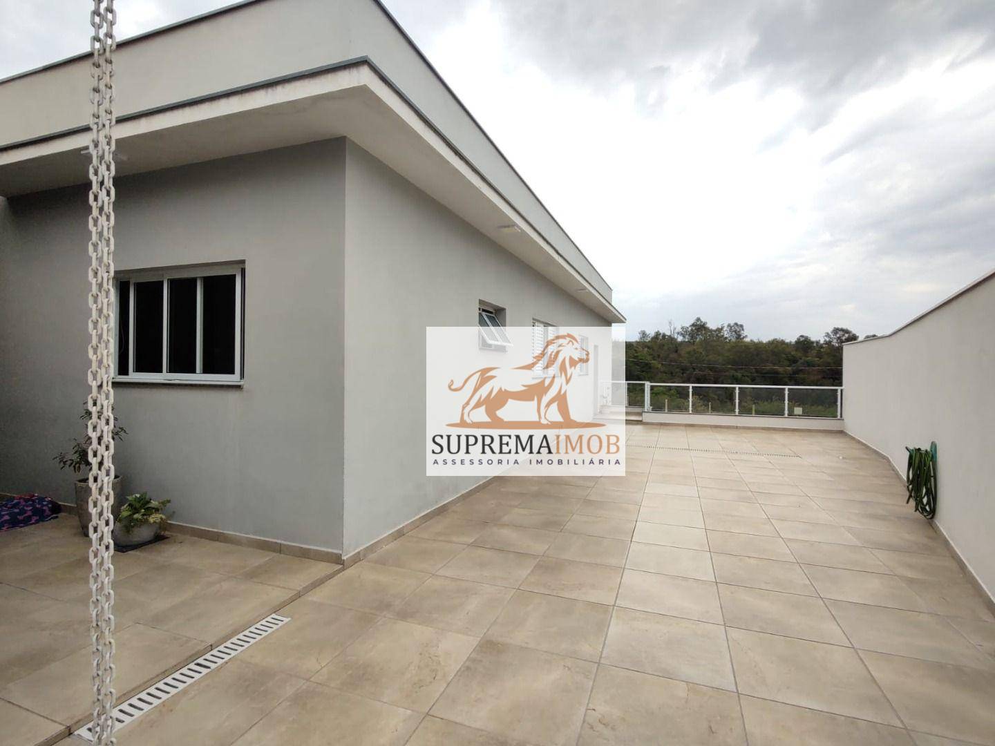 Casa de Condomínio à venda com 3 quartos, 186m² - Foto 1