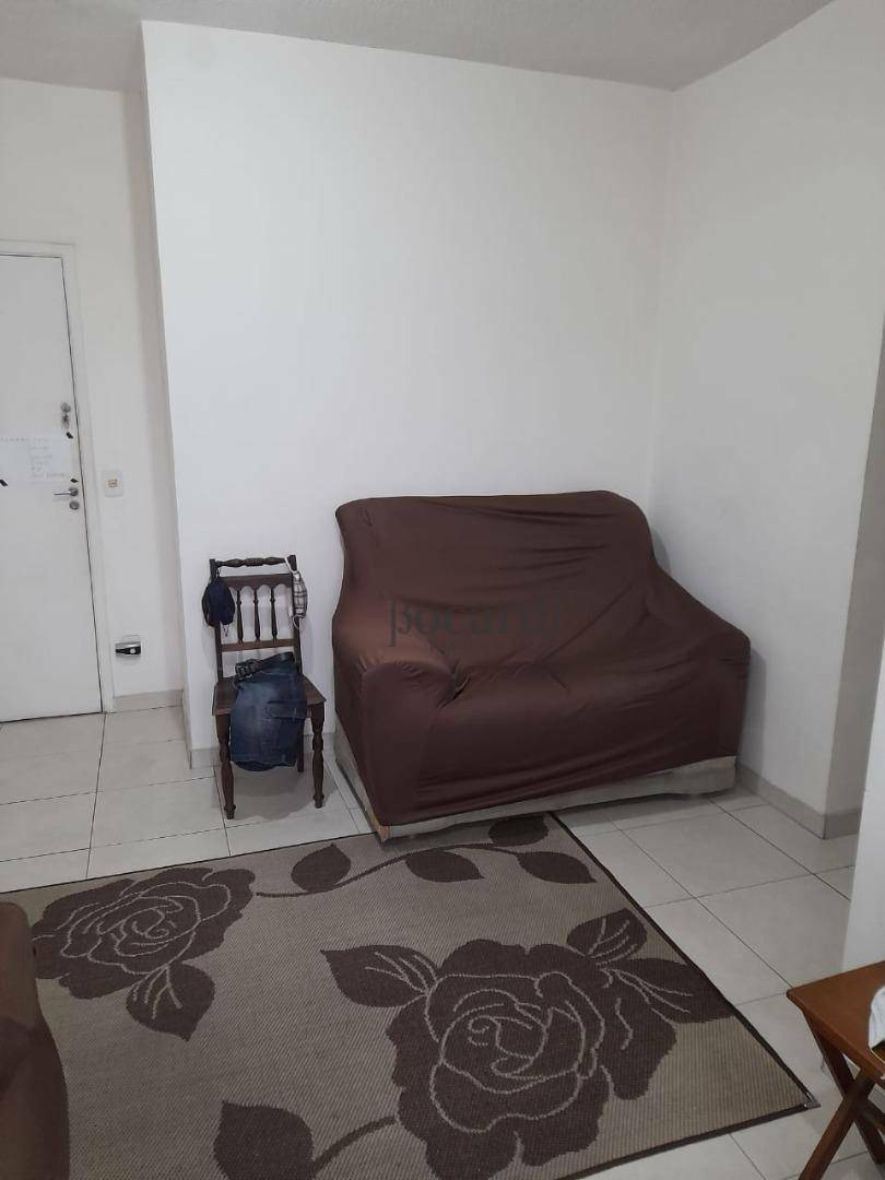 Apartamento à venda com 2 quartos, 62m² - Foto 9