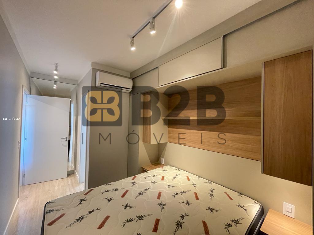 Apartamento para alugar com 1 quarto, 40m² - Foto 7