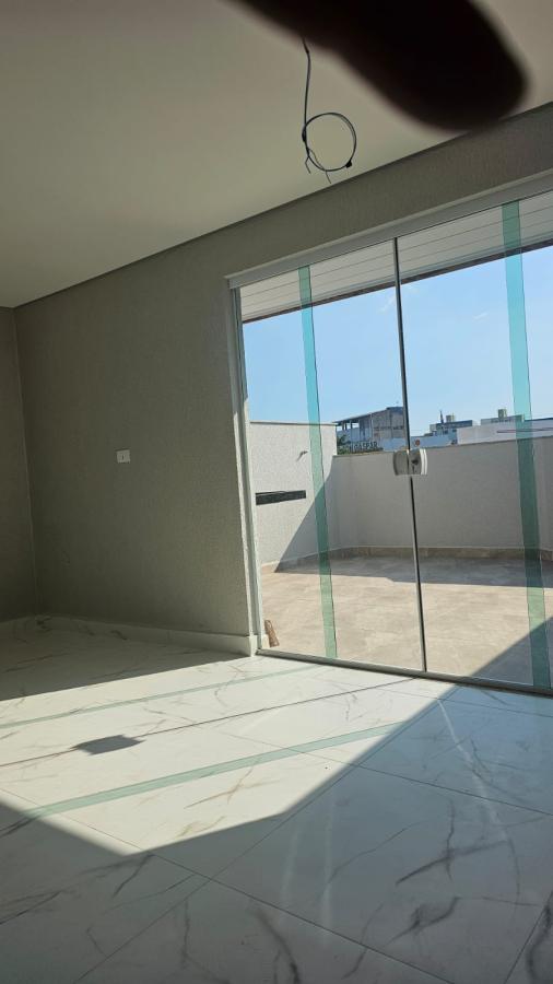 Cobertura à venda com 2 quartos, 117m² - Foto 2