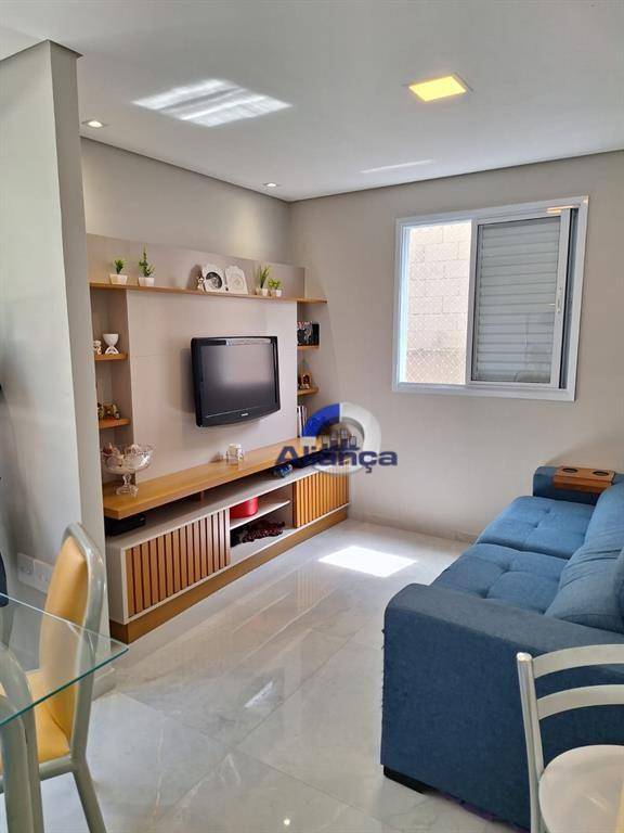 Apartamento à venda com 2 quartos, 40m² - Foto 1