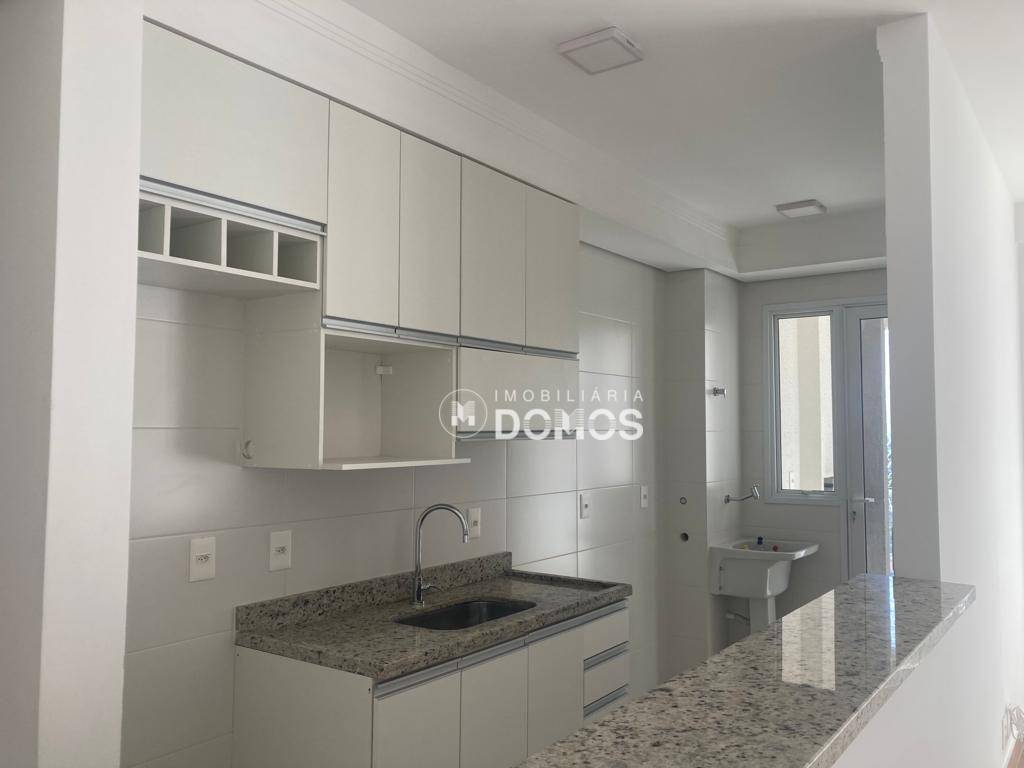 Apartamento à venda com 2 quartos, 80m² - Foto 4