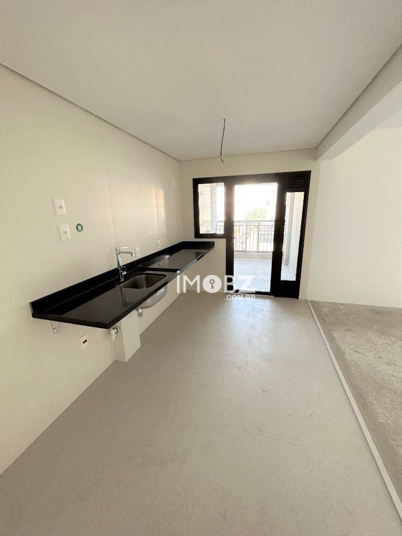 Apartamento à venda com 4 quartos, 158m² - Foto 12