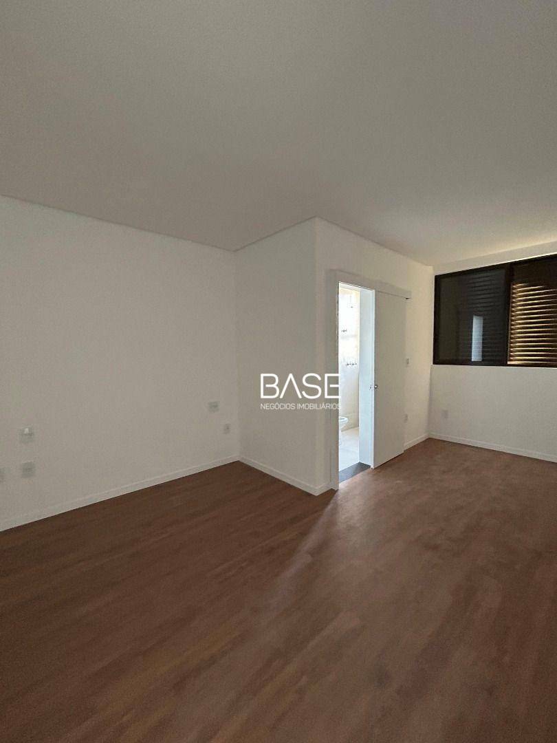 Cobertura à venda com 4 quartos, 280m² - Foto 23