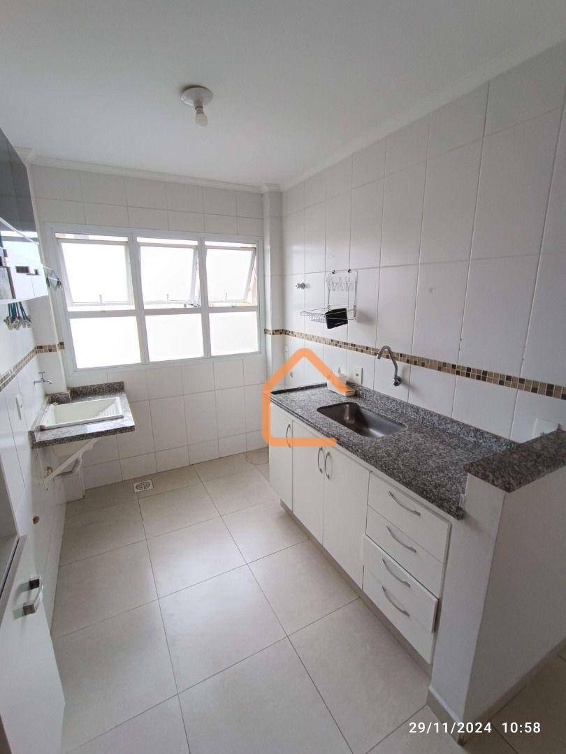 Apartamento para alugar com 1 quarto, 56m² - Foto 11