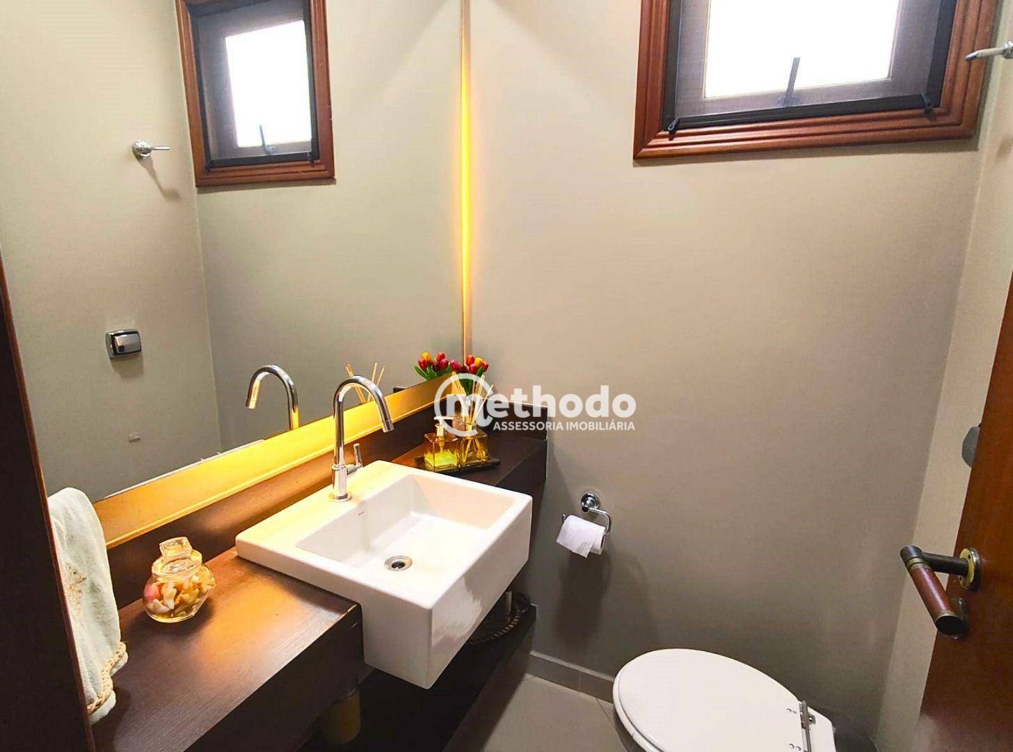 Casa de Condomínio à venda com 4 quartos, 300m² - Foto 5