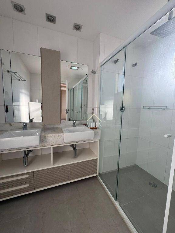 Cobertura, 3 quartos, 228 m² - Foto 42