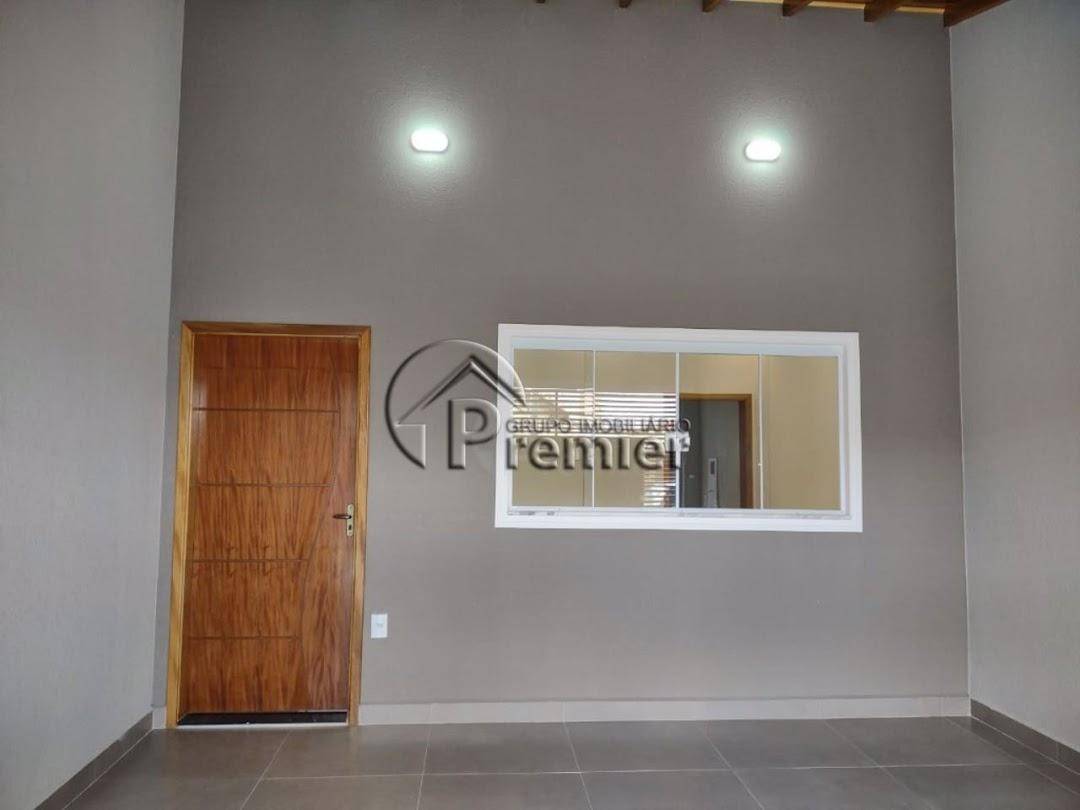 Casa à venda com 3 quartos, 110m² - Foto 3