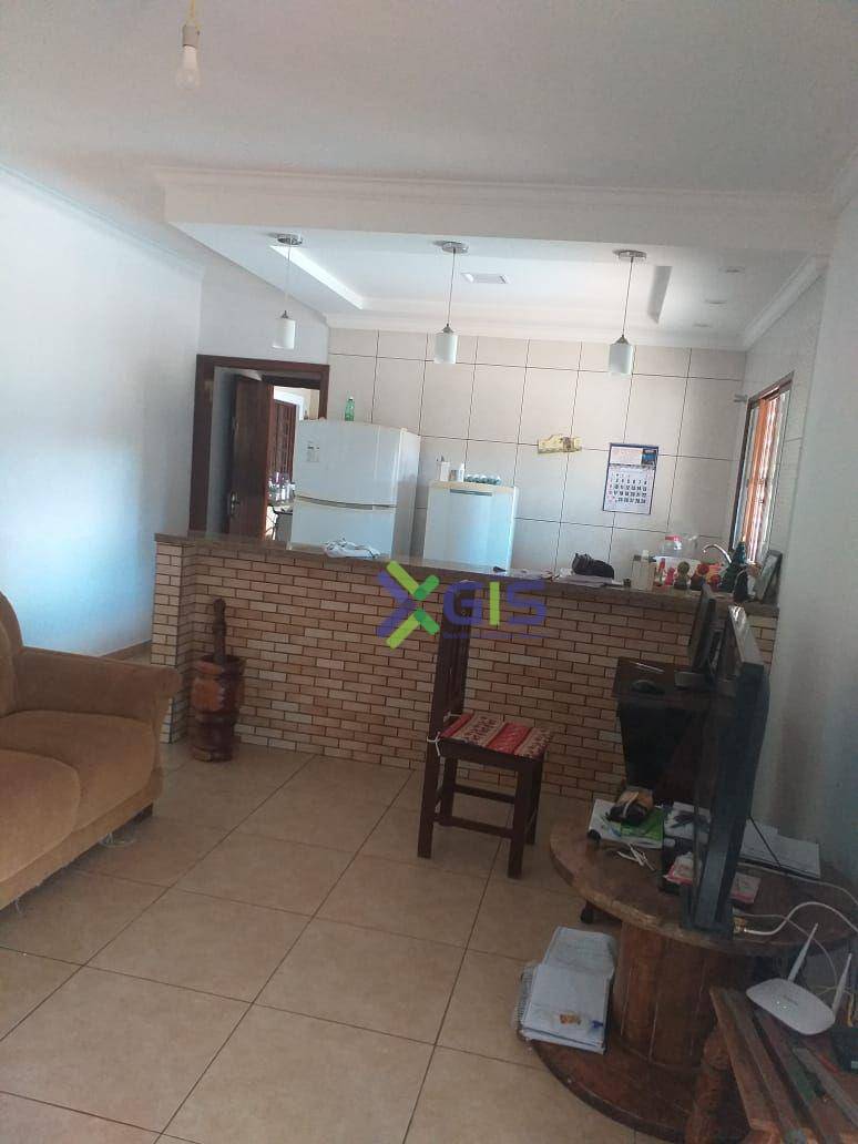 Casa de Condomínio à venda com 3 quartos, 260m² - Foto 4