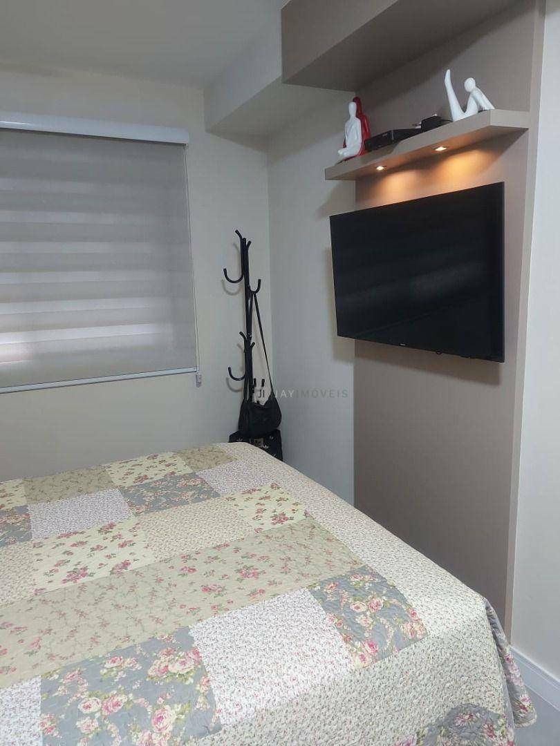 Apartamento à venda com 2 quartos, 63m² - Foto 13