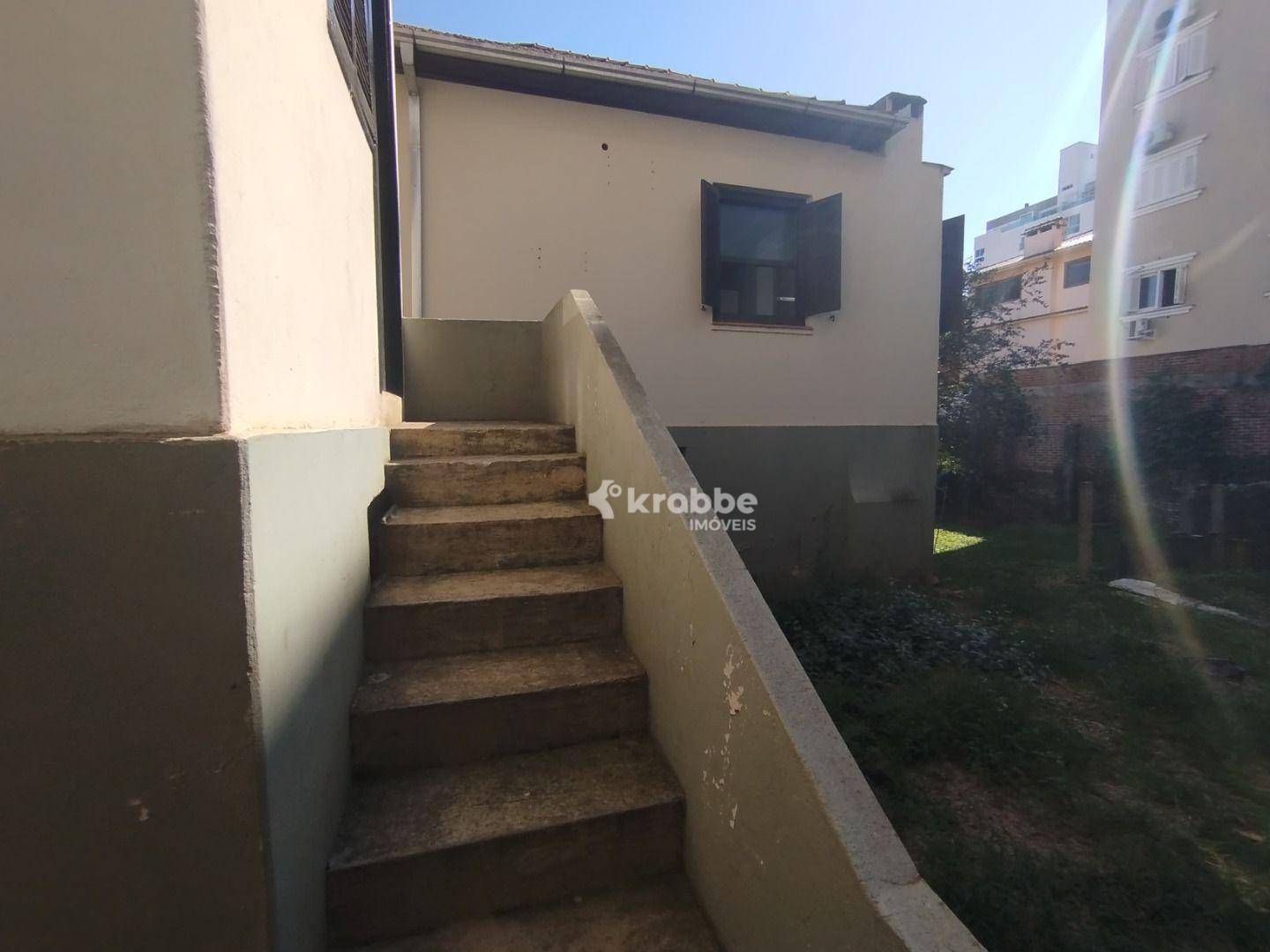 Casa para alugar com 2 quartos, 80m² - Foto 13