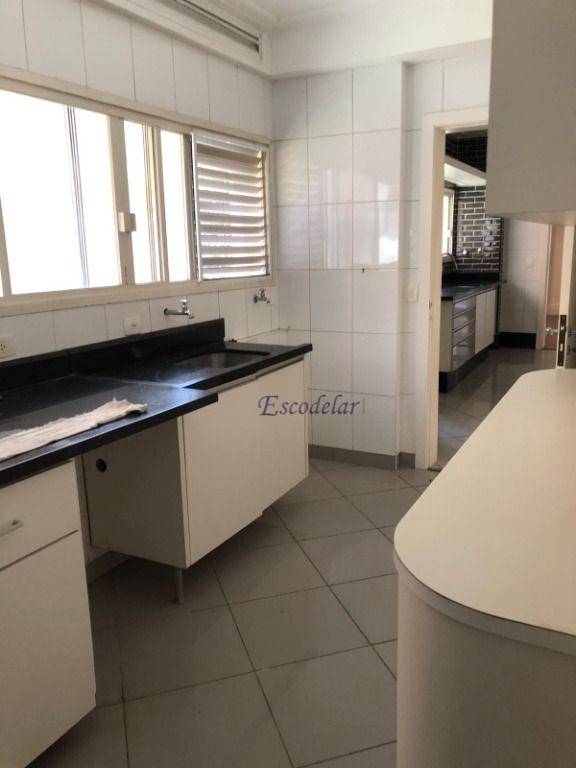 Apartamento à venda com 3 quartos, 245m² - Foto 15