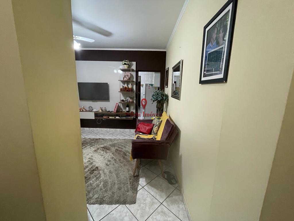 Casa à venda com 4 quartos, 200m² - Foto 8