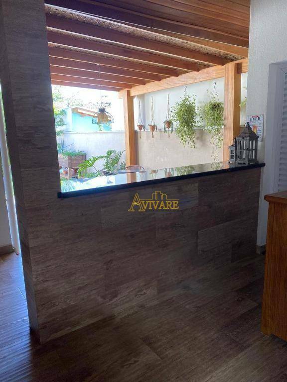 Casa de Condomínio à venda com 3 quartos, 230m² - Foto 21