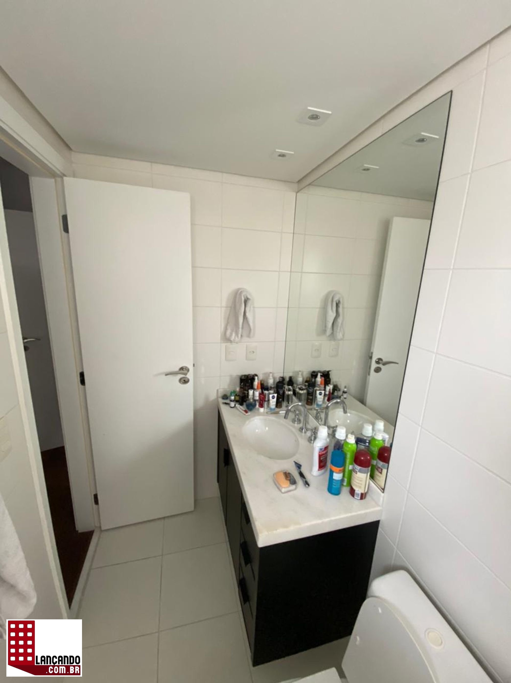 Apartamento à venda com 2 quartos, 99m² - Foto 3