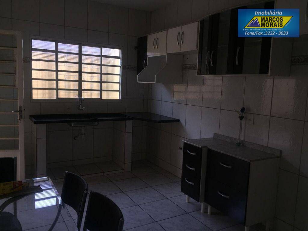 Casa à venda com 2 quartos, 120m² - Foto 6