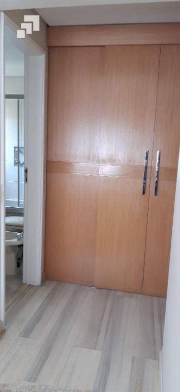 Apartamento à venda com 3 quartos, 170m² - Foto 11