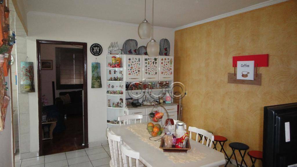 Casa à venda com 4 quartos, 125m² - Foto 3