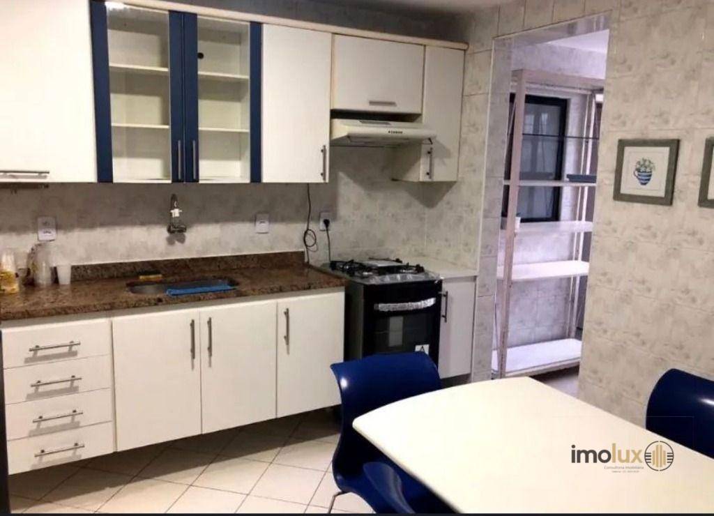 Apartamento para alugar com 3 quartos, 1m² - Foto 4