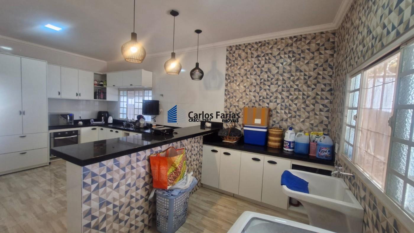 Casa de Condomínio à venda com 3 quartos, 240m² - Foto 15