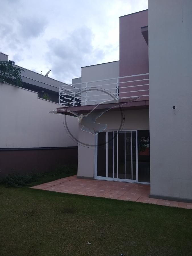 Casa de Condomínio à venda com 3 quartos, 300m² - Foto 9