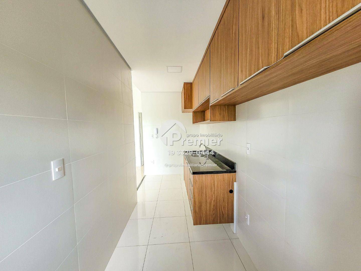 Apartamento para alugar com 3 quartos, 97m² - Foto 11