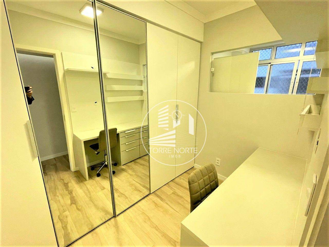 Apartamento para alugar com 3 quartos, 100m² - Foto 12