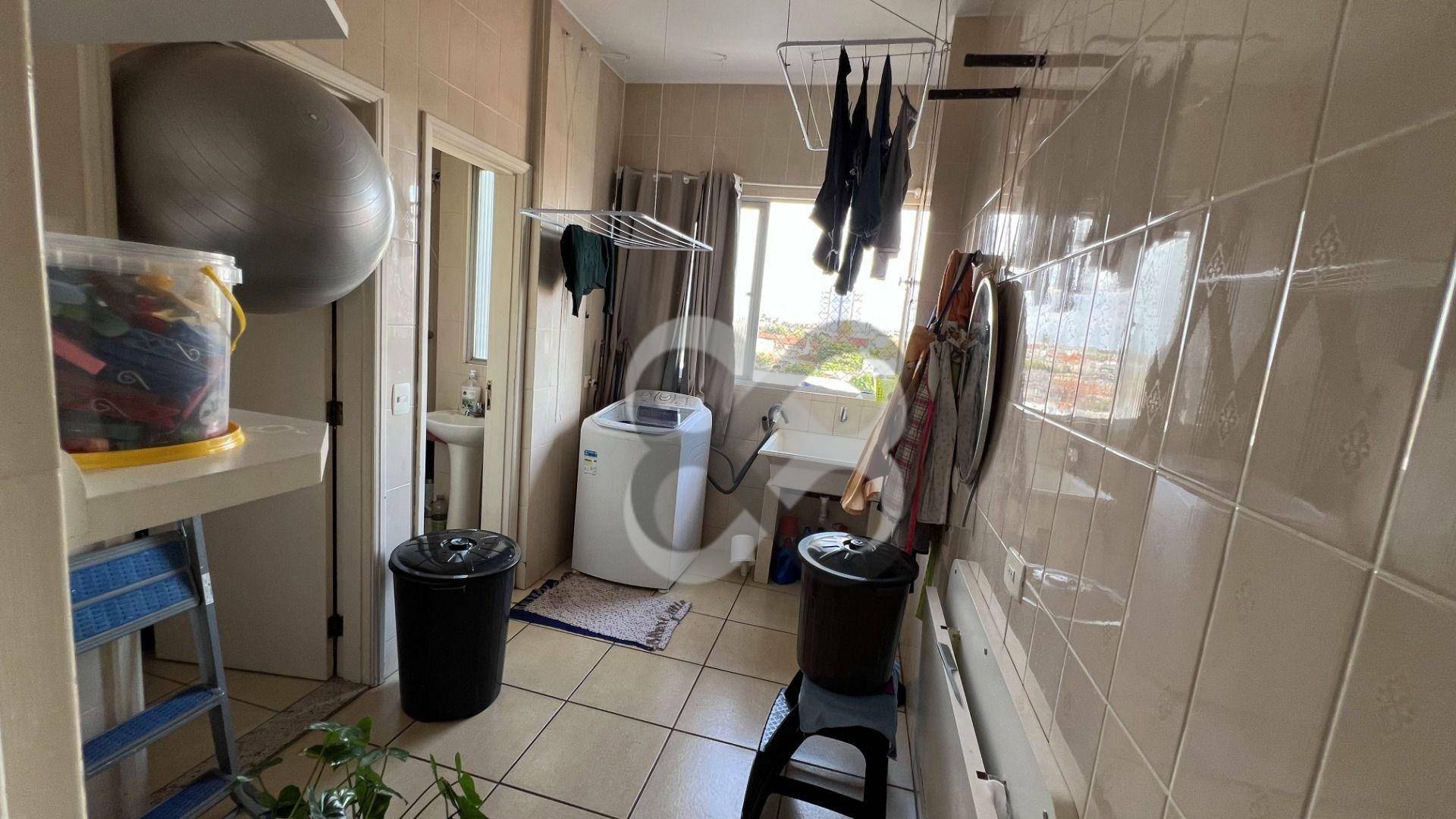 Apartamento à venda com 3 quartos, 168m² - Foto 23