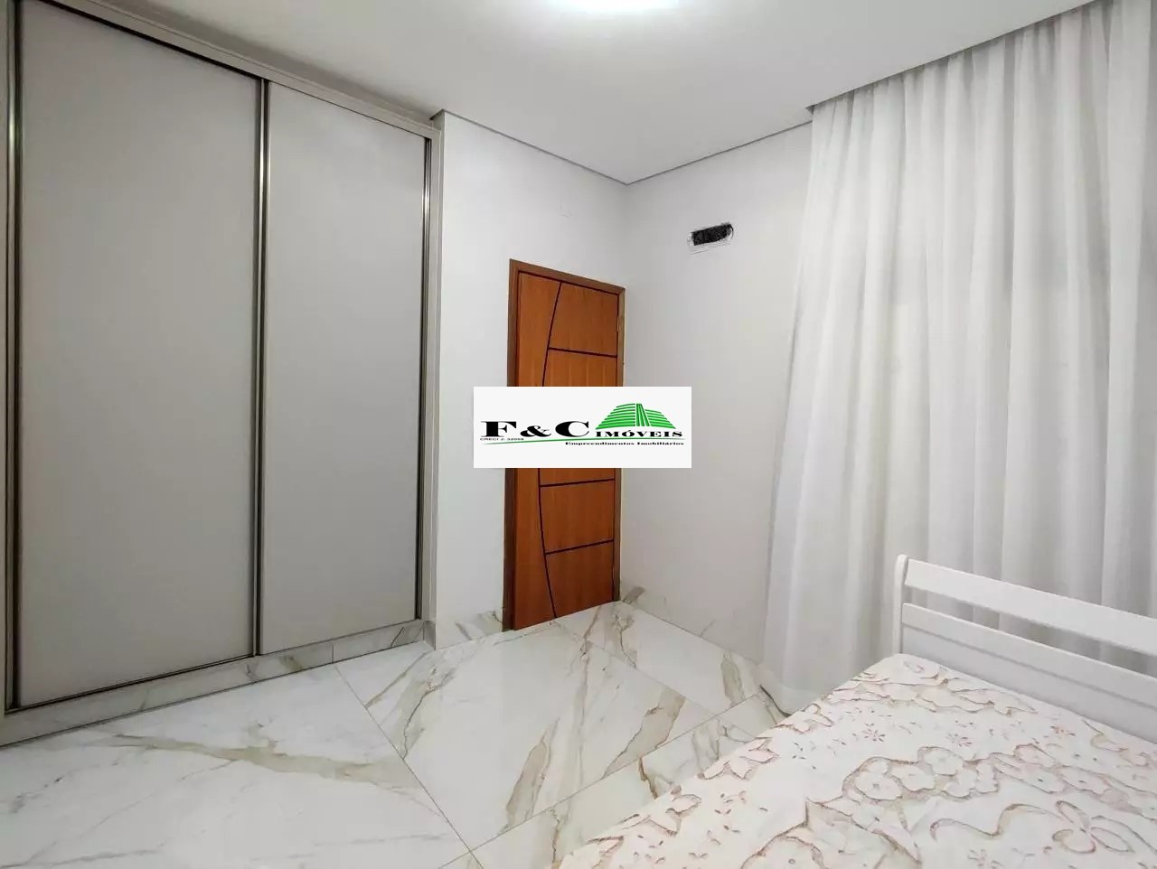 Casa de Condomínio para alugar com 4 quartos, 300m² - Foto 55